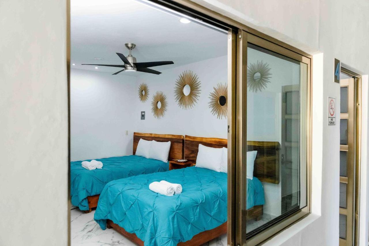 Naomi Center Bacalar